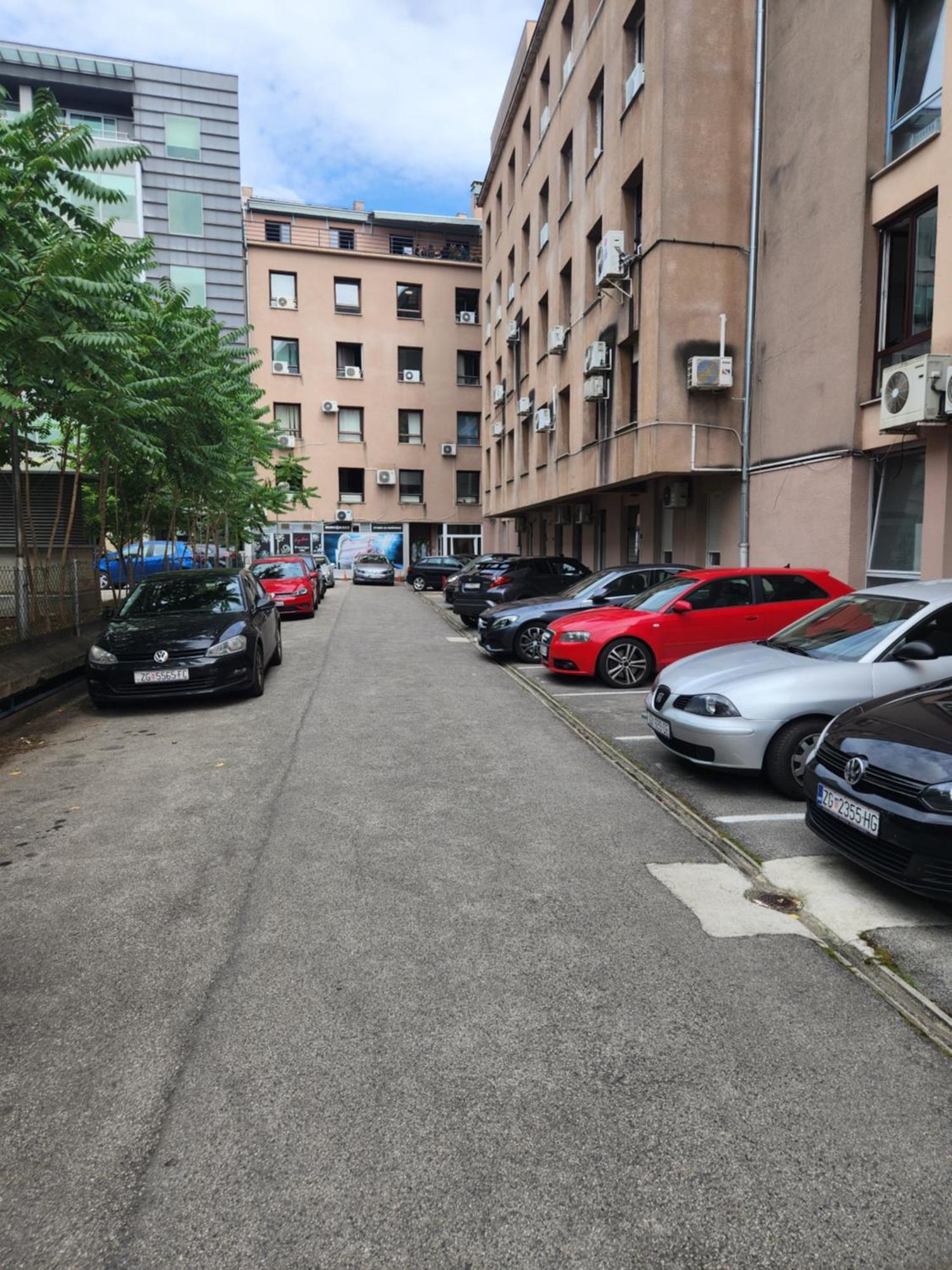 Apartman Zagreb Cca 42M2 With Free Parking Exteriér fotografie